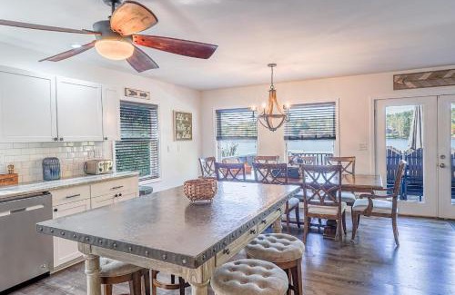 Fort Ann Villa | Lakefront Lookout- 14 S