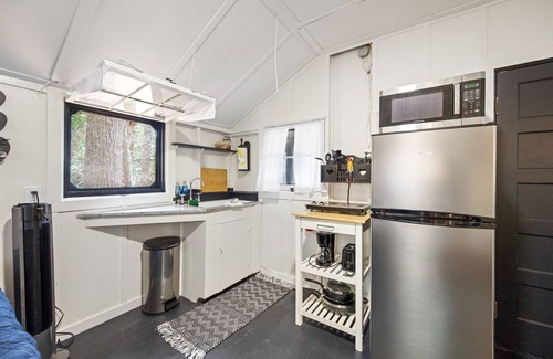 Orland Cabin | Lakefront Loon Tiny Cabin @ Getogether Stays