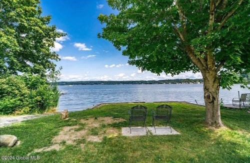 Saratoga Springs House | Lakefront Luxury At Stony Pointe