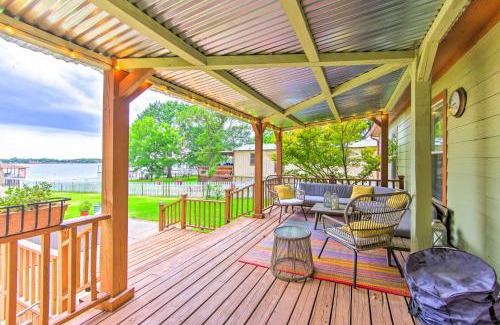 Enchanted Oaks House | Lakefront Mabank Gem with Sunset Views Pets Welcome
