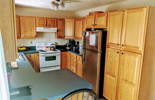 Pocono Lake House | Lakefront Mountain Retreat in Arrowhead Lake, Gold Star Community
