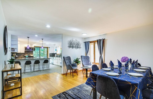 Mahopac Cabin | Lakefront New York Abode w/Deck, Grill & Fire Pit