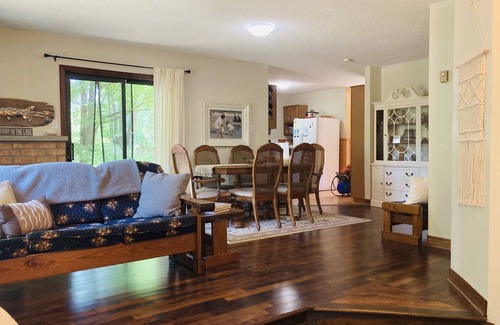Trent Lakes Cottage | LAKEFRONT OASIS, the perfect cottage getaway+NEW Bunkie w/Loft!nSleeps up to 12
