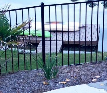 Evans House | Lakefront Paradise near Ft Eisenhower and Masters