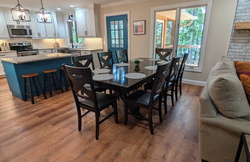 Townville House | Lakefront Retreat - family friendly with easy access to I-85!
