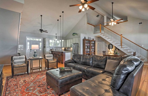 Russellville House | Lakefront Retreat w/Game Room & Private Dock!