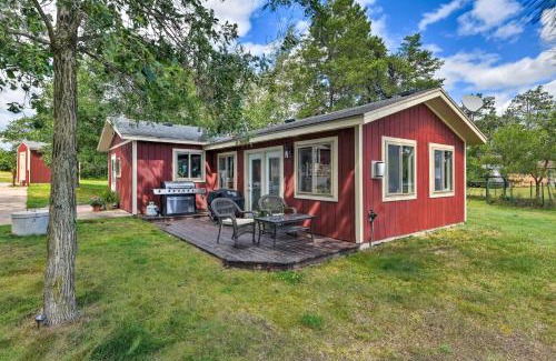 Solon Springs House | Lakefront Solon Springs Cabin with Private Dock!