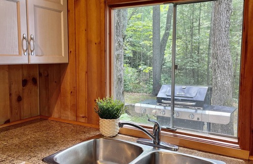 Head Lake Cottage | Lakefront Sunsets Gorgeous Cottage at Kawartha Lakes