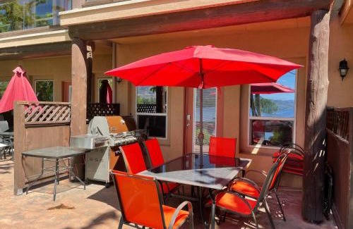 Okanagan-Similkameen House | Lakefront Townhouse Family Complex, Popular Wine Country and the Best Golfing