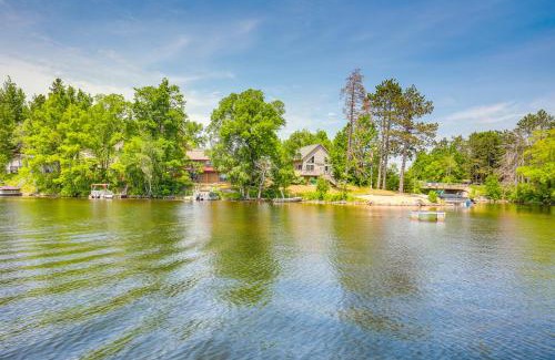 Townsend House | Lakefront Wisconsin Cabin Dock, Walk to Beach!