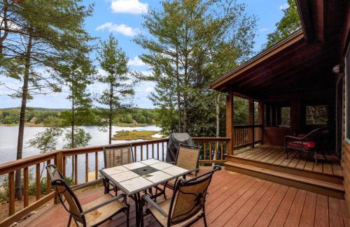 Sanbornton House | Lakefront Wprivate Beach - Luxury Log House!