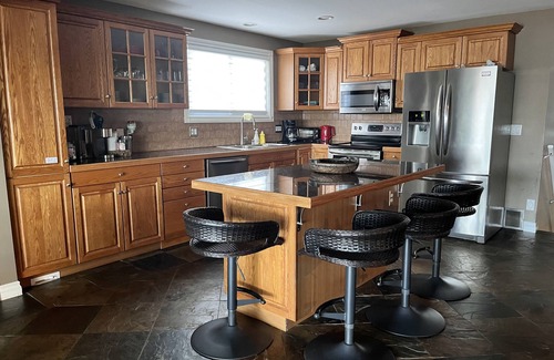 Pointe aux Roches House | Lakehouse Cottage on Lake St.Clair