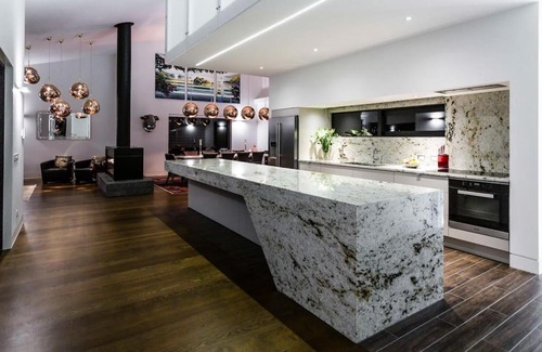 Queenstown House | Lakehouse Joela - award winning luxury home