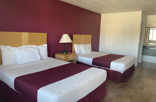 Westlake Corner Hotel | Lakeinn