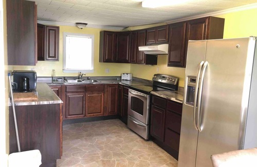 Yarmouth Hotel | Lakelawn B&B Motel