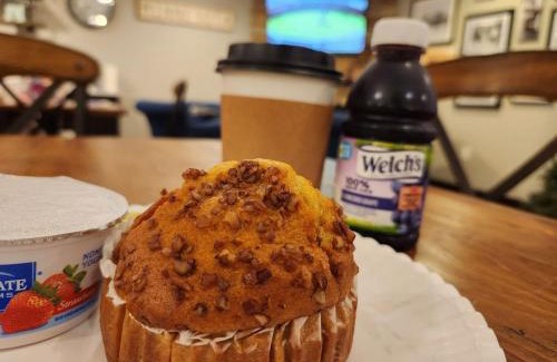 Pelican Rapids Hotel | Lakes Inn at Dunvilla