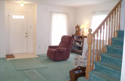 Waterloo Bed & Breakfast | Lakeshore North - Waterloo