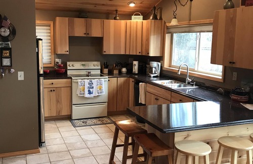Melrude House | Lakeside bliss and serenity in the Northwoods
