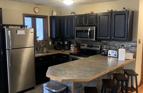 Albrightsville Cabin | Lakeside Community Escape w/Amenities Arcade Hiking Rafting Paintball