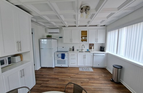 Perry Cottage | Lakeside cottage close to Letchworth State Park