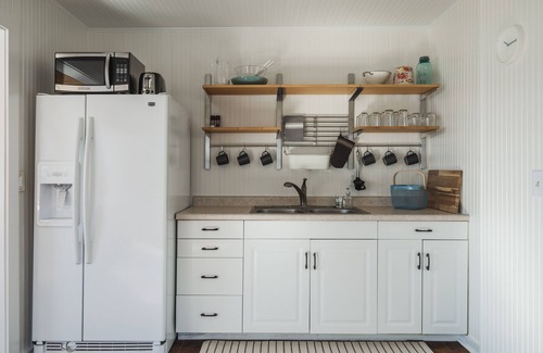 Wind Lake Cottage | Lakeside Cottage with Inspiring Views! Master Bedroom & Lakeside Decks!
