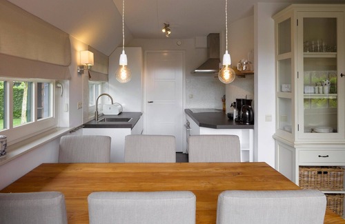 Wanneperveen Villa | Lakeside Escape near Giethoorn