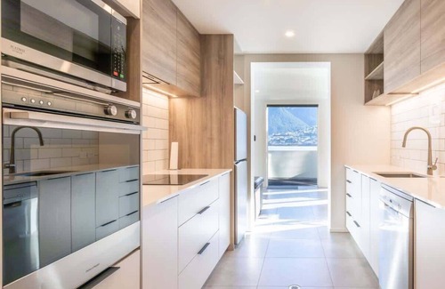 Kelvin Heights House | Lakeside Escape Summa