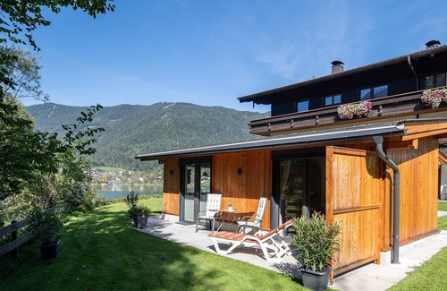 Kufstein House | Lakeside Holiday Home on Lake Thiersee with Garden