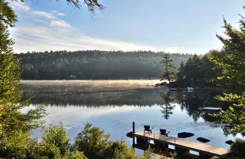 Stoddard House | Lakeside Retreat 2hrs from Boston