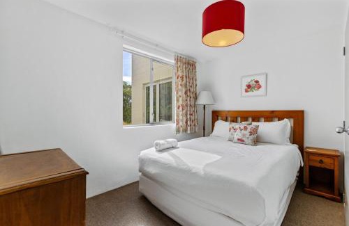 Wanaka House | Lakeside Serenity Wanaka