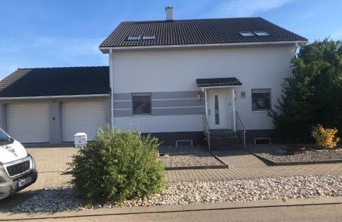 Frauenkirchen House | Lakeside Villa