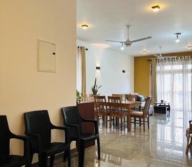 Battaramulla Apartment | Lakeview Apartment with Modern Interior and Facilities