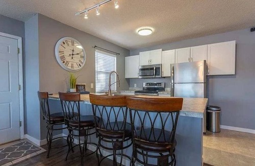 Osage Beach Condo | Lakeview Condo, Boat & PWC Slips, Pool, Tennis, Family Friendly
