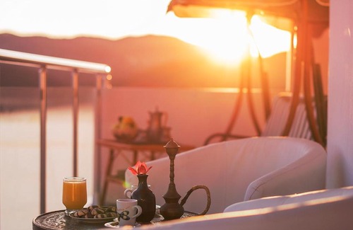 Dalgopo Bed & Breakfast | Lakeview-Estate ApartHotel