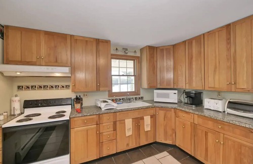 Cochecton House | Lakeview Hideaway! With Lakefront!