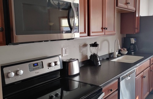 Kewaunee Apartment | Lakeview Loft