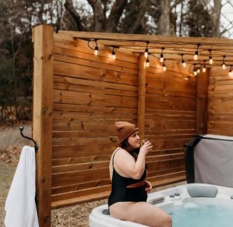 Hamilton Township House | Lakeview Luxury Farmhouse Retreat - Hot Tub - Games Room