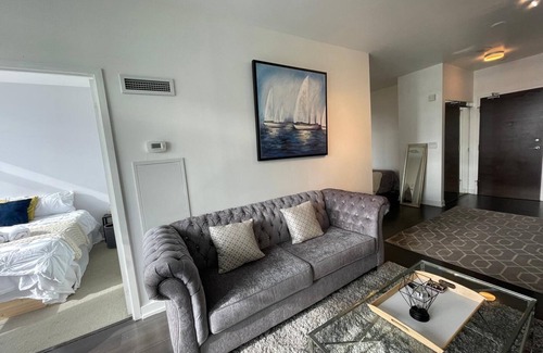 CityPlace Hotel | Lakeview Luxury Suites