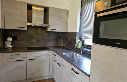 Ewijk House | Lakeview 'Rotorua' 6-pers Holidayhome by Kawatea-cottages