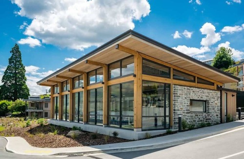 Wanaka Apartment | Lakeview Vista Suite