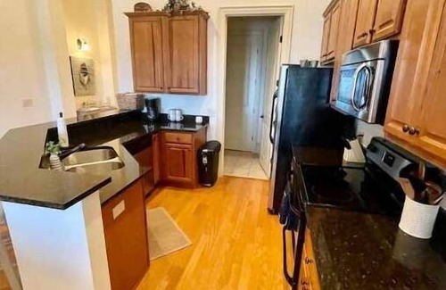 Dadeville Condo | Lakeview with stunning views, private balcony