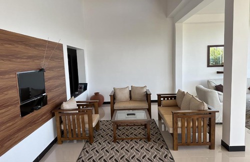 Nuwara Eliya House | LAKMI'S