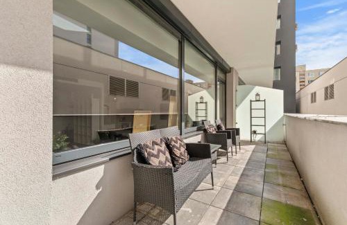 Nivy Apartment | LAM Waves - AC - TERRACE