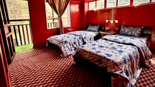 Lukla Cabin | Lama Hotel - Cafe De Himalaya