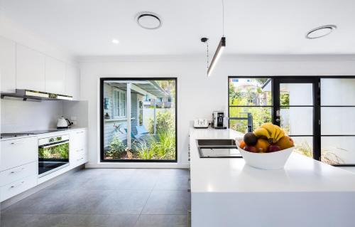 Surfers Paradise House | Lamour Holiday Beach House