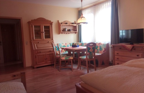 Hoechstaedt im Fichtelgebirge Hotel | Landgasthof Reichsadler