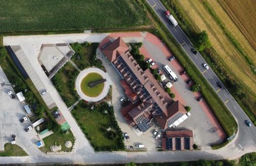 Toltestava Hotel | Land-Plan Hotel
