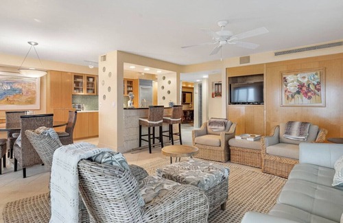 Sunset Beach Condo | Land's End Beachfront Elegance: Top Floor Corner
