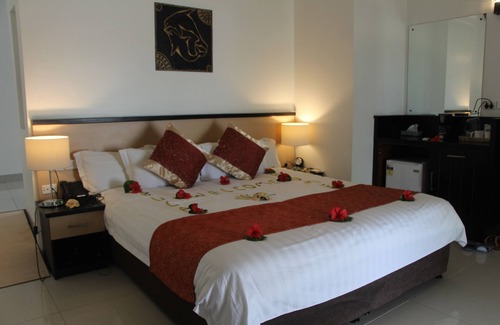 Viseisei Hotel | Landers Bay Resort & Spa Fiji - Adults Only
