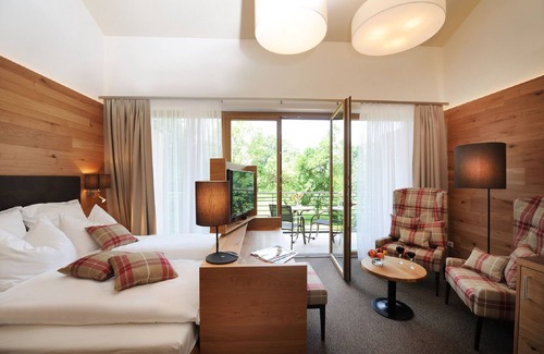 Lichtenfels Hotel | Landgasthof Karolinenhöhe
